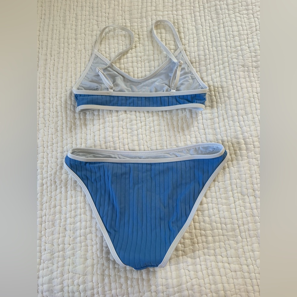 SOLID & STRIPED THE RACHEL BIKINI 🩵🤍 Size S - Picture 8 of 11
